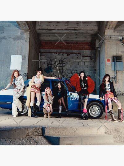 Alternative view of New Ive Bang Bang Throw Pillow