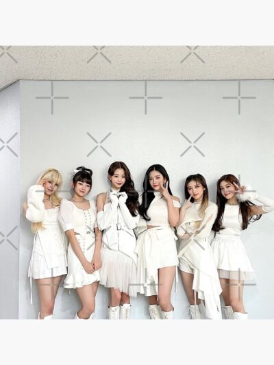 Alternative view of Ive Throw Pillow