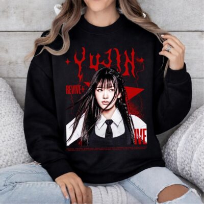 Alternative view of Retro Yujin Ive Kpop T-shirt