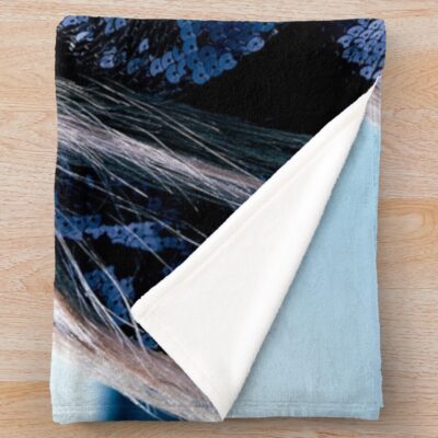 Alternative view of Ive Yujin Eleven Throw Blanket