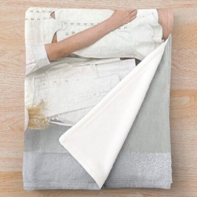 Alternative view of Ive Throw Blanket