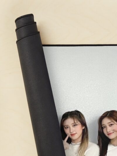 Alternative view of Ive Mouse Pad