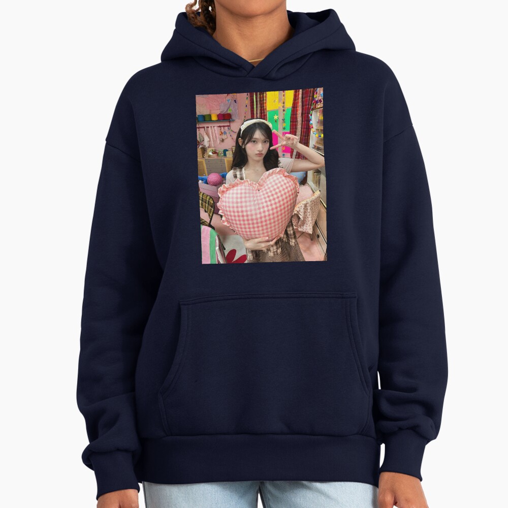Leeseo Ive Kpop Hoodie - Image 5