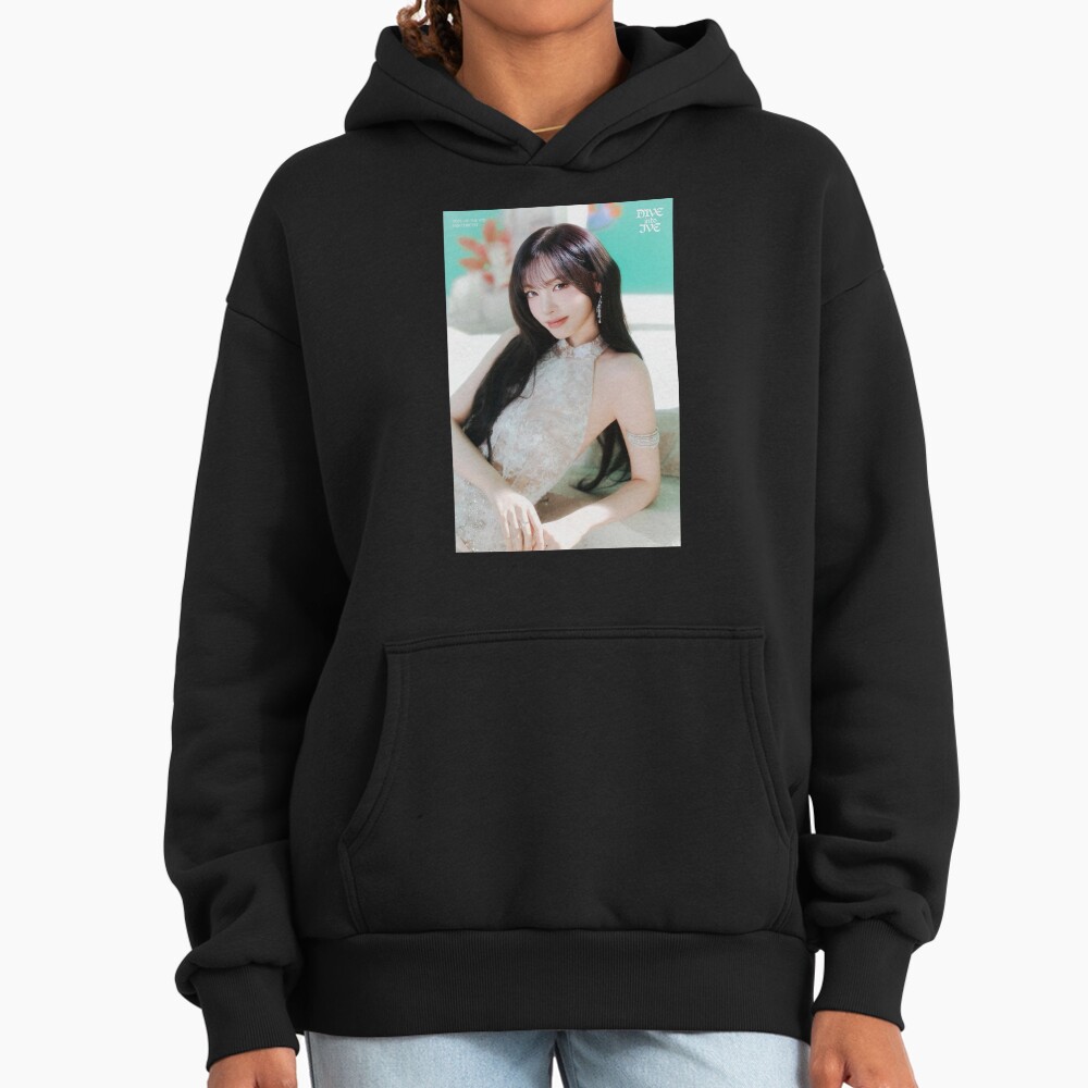 Liz Ive Kpop Special Hoodie - Image 2