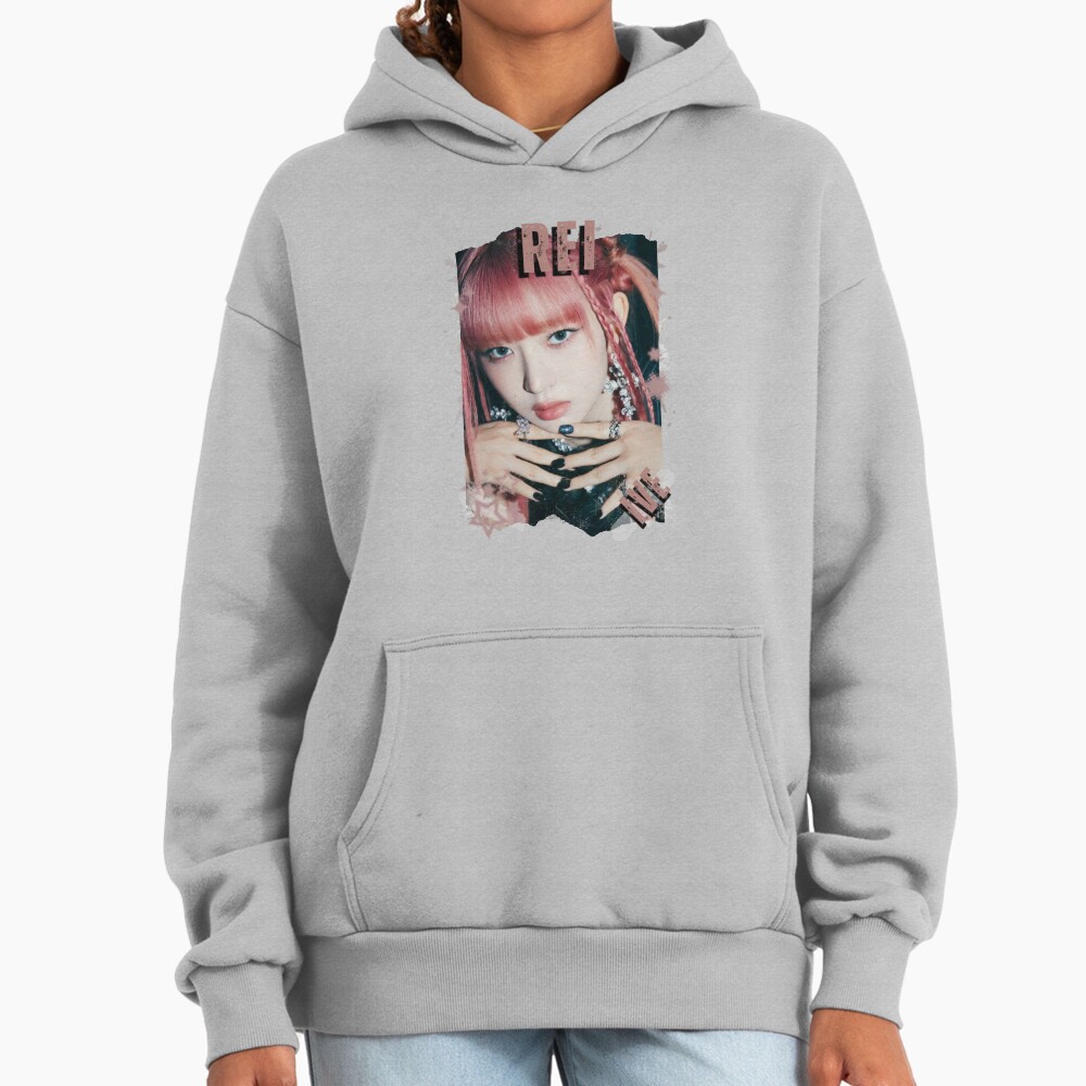 Ive Kpop Rei Group Girl Members Retro Scrapbook Kpop Collage Design Hoodie - Image 4