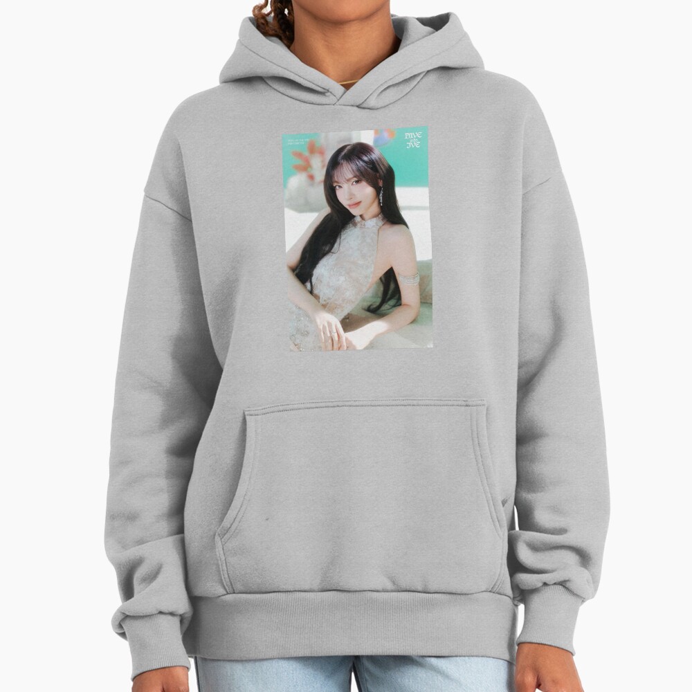 Liz Ive Kpop Special Hoodie - Image 4