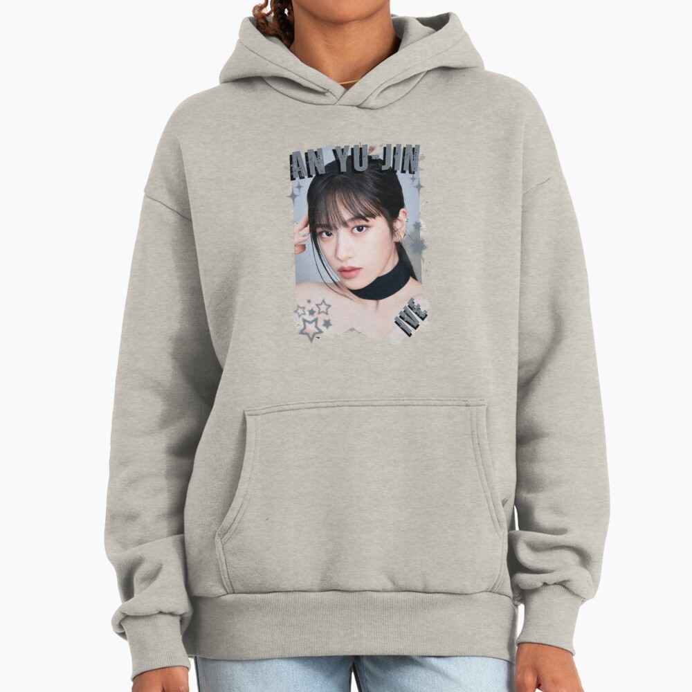 Ive Kpop An Yu Jin Group Girl Members Retro Scrapbook Kpop Collage Design Hoodie - Image 3