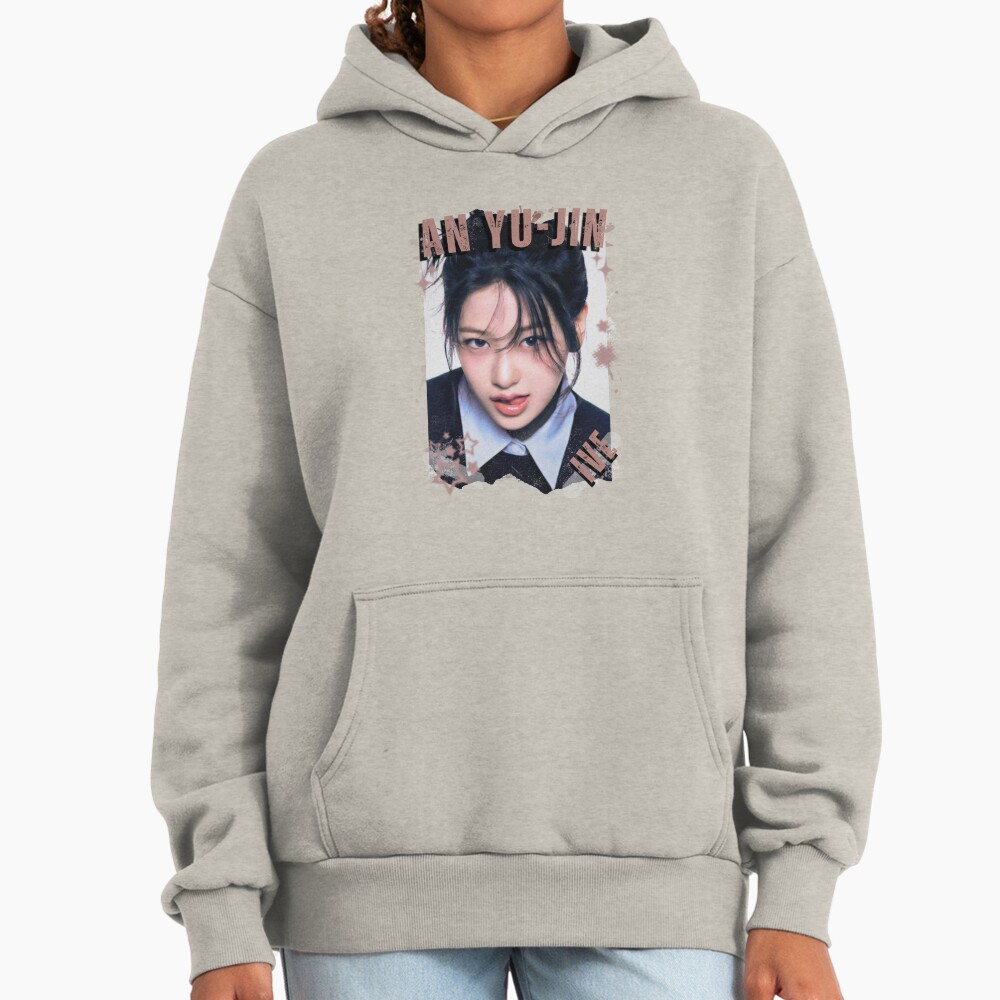Ive Kpop An Yu Jin Group Girl Members Retro Scrapbook Kpop Collage Design Hoodie - Image 3