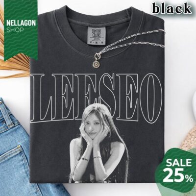 Alternative view of Potrait Leeseo Unisex Wash T-shirt